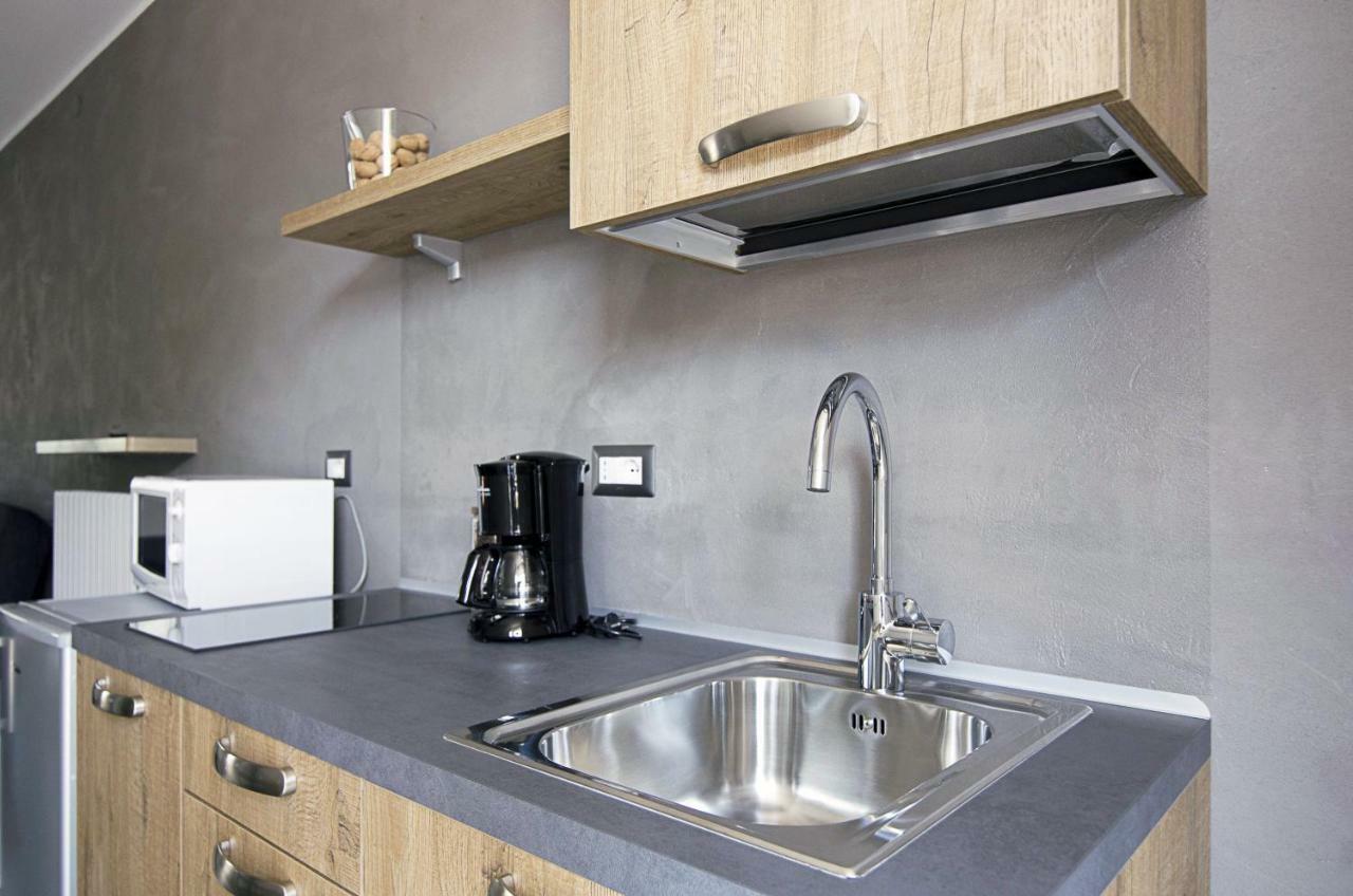 Apartamento Casa Degli Artisti Caprino Veronese Exterior foto